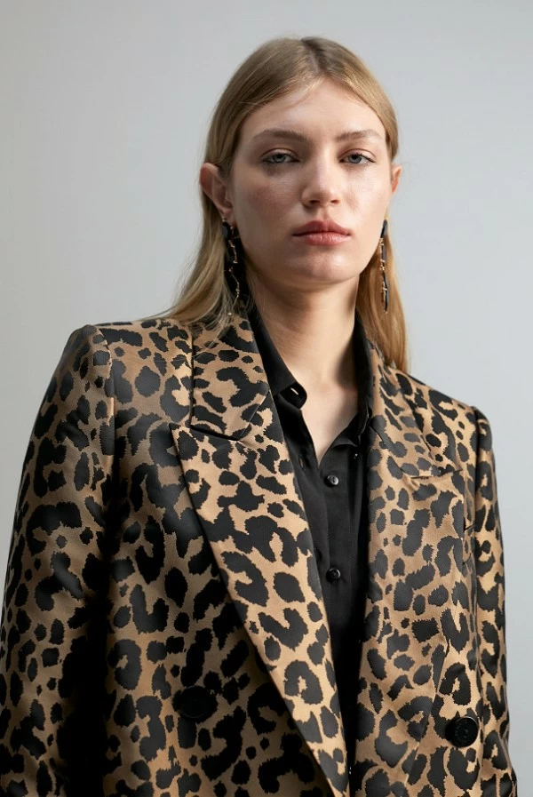 Blazer animal print lola casademunt