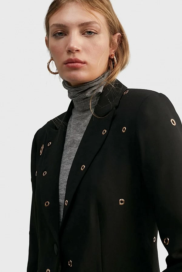 Blazer Lola Casademunt negra ojales eyelet