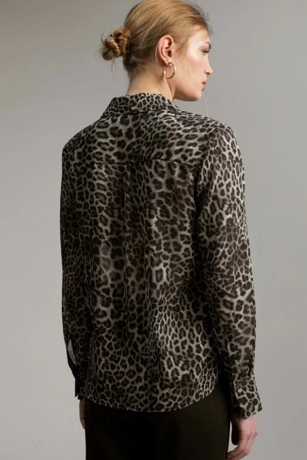 camisa animal print gris lola casademunt