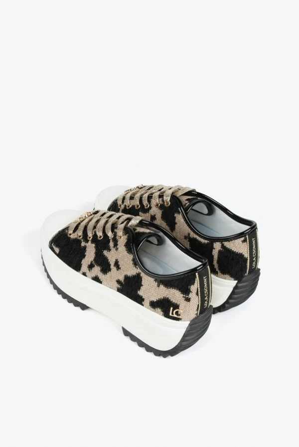 zapatilla animal print lola casademunt